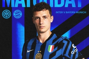 国米晒海报预热战拜仁：知道你们睡醒第一件事就想着这场比赛了