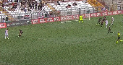 DB官方网站-【热身】雷比奇2球1助莱昂传射 AC米兰新援首秀6比1